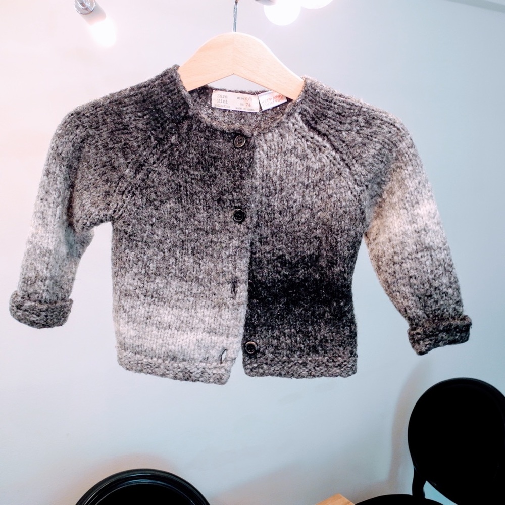 ❤️3/$30 Zara Grey Ombré Cardigan size 6-9 months